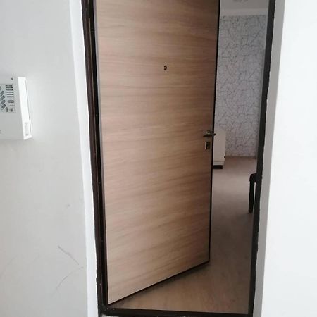 Hostel Denica Skopje Exteriör bild