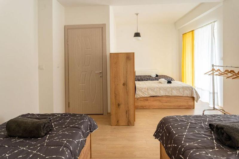 Hostel Denica Skopje Exteriör bild