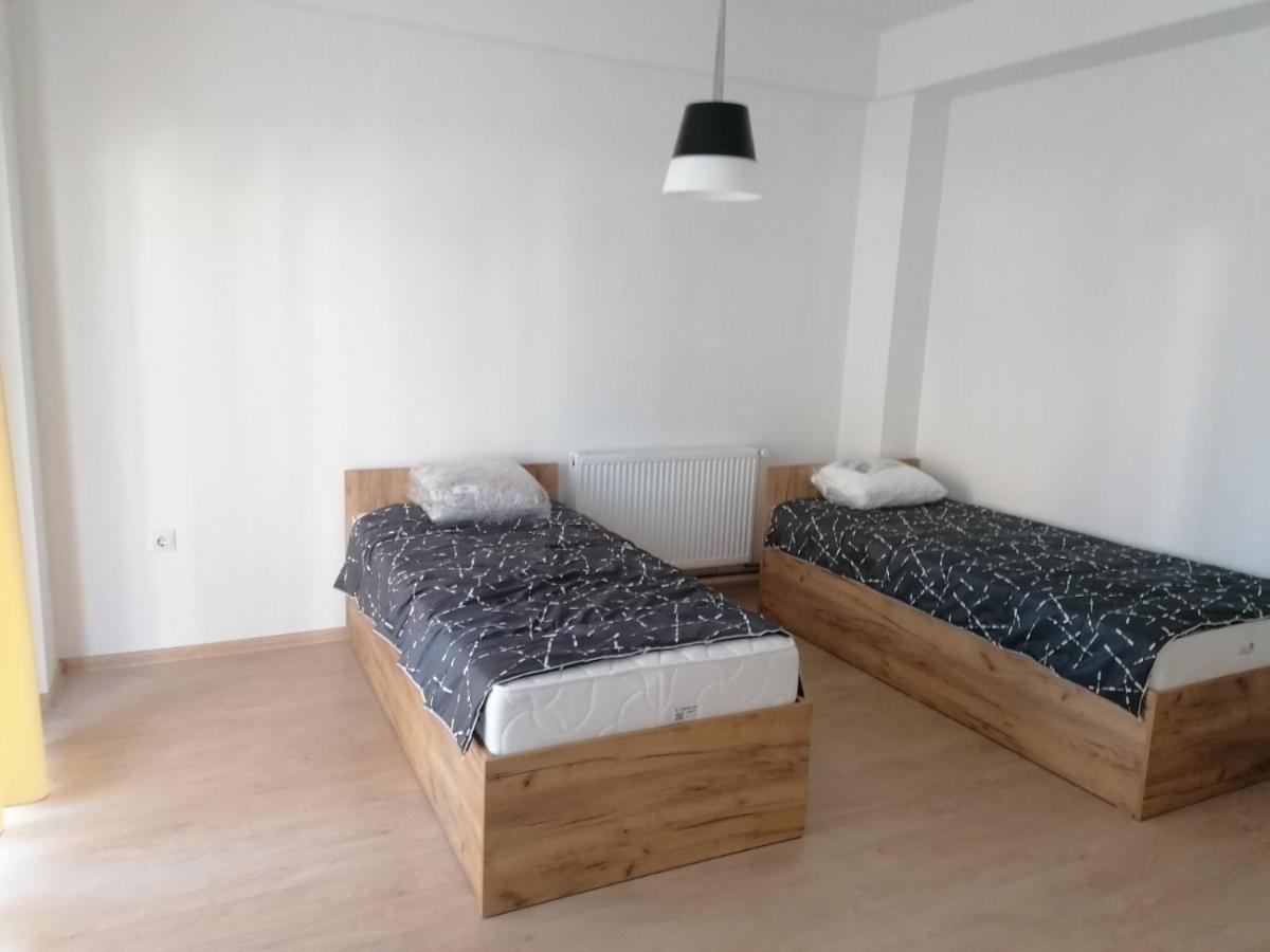 Hostel Denica Skopje Exteriör bild