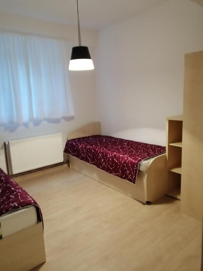 Hostel Denica Skopje Exteriör bild